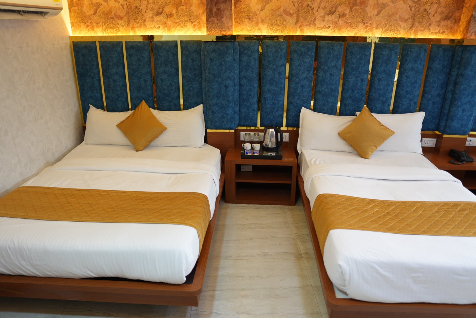 Hotel Pearl View near Us consulate BKC Mumbai (20)